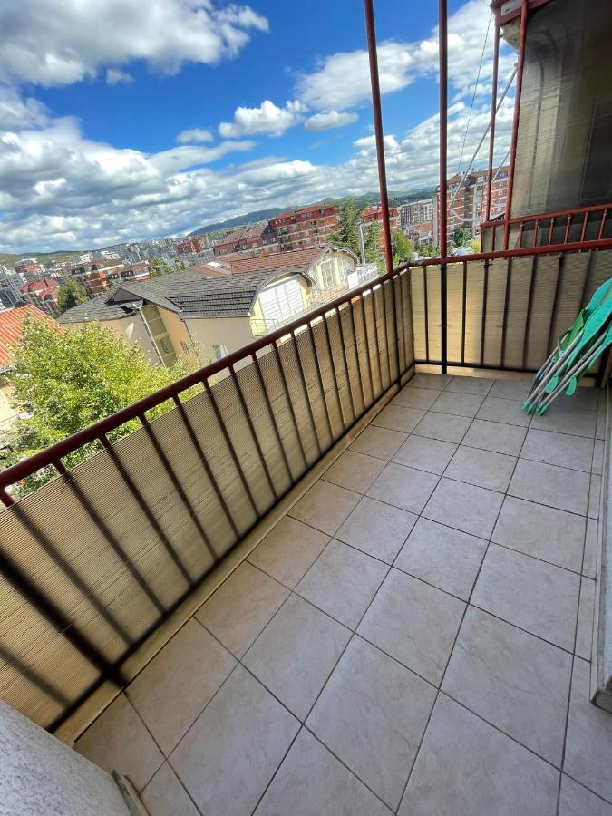 Mexican Touch Apartment With Parking Garage Priștina Exterior foto